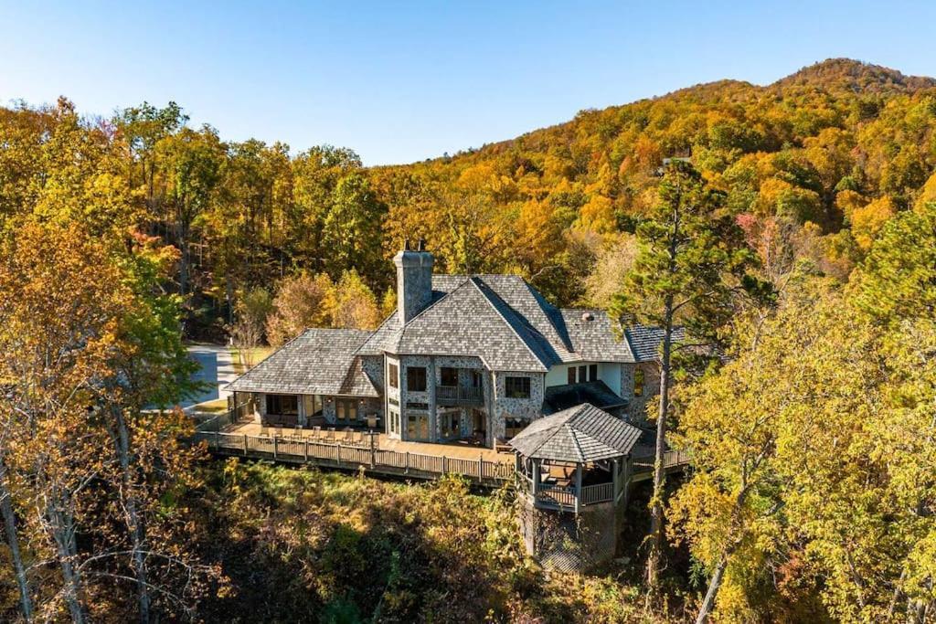Mountain Bliss: Estate W/ Views~Firepit~Hot Tub~Gburg 5Min~3 Pools Villa Gatlinburg Buitenkant foto